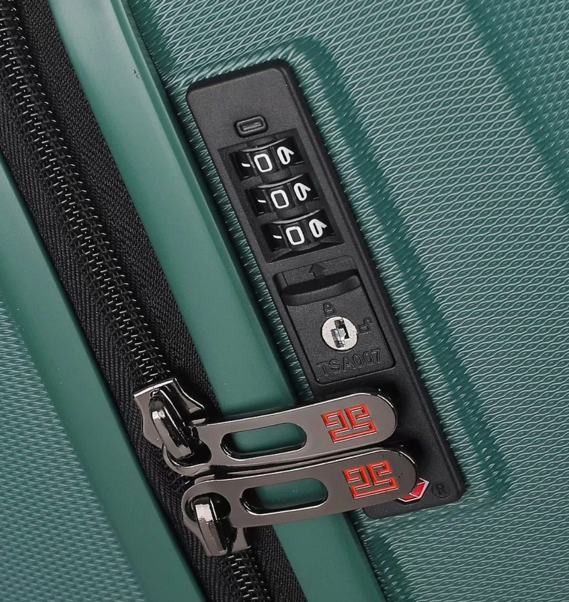 04D-014-420 Чемодан 4-х колесный (Зелёный/36*55*25/поликарбонат/S/2,7 кг/41 литр)