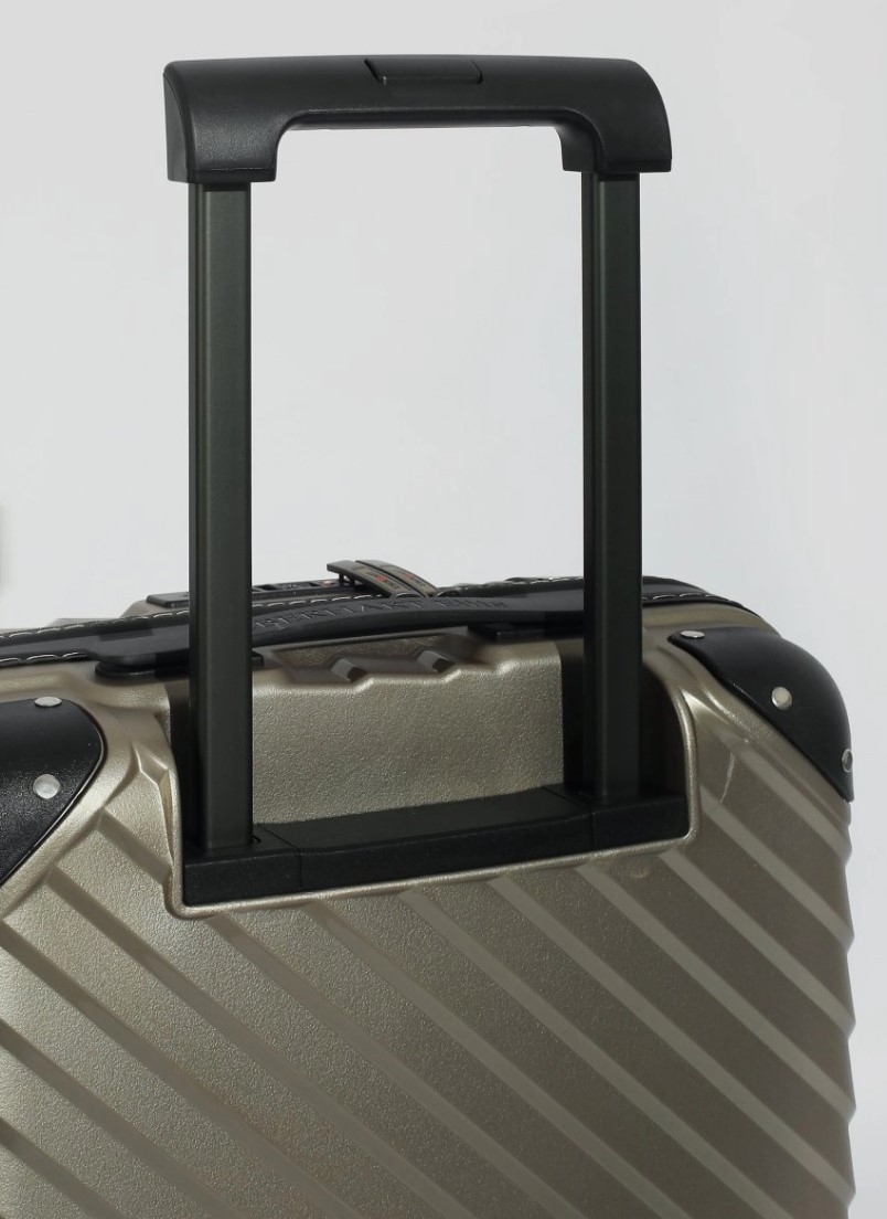 41H-004-420 Чемодан 4-х колесный (бежевый тёмный/39,5*55*20/полипропилен/S/2,5 кг/Eberhart)