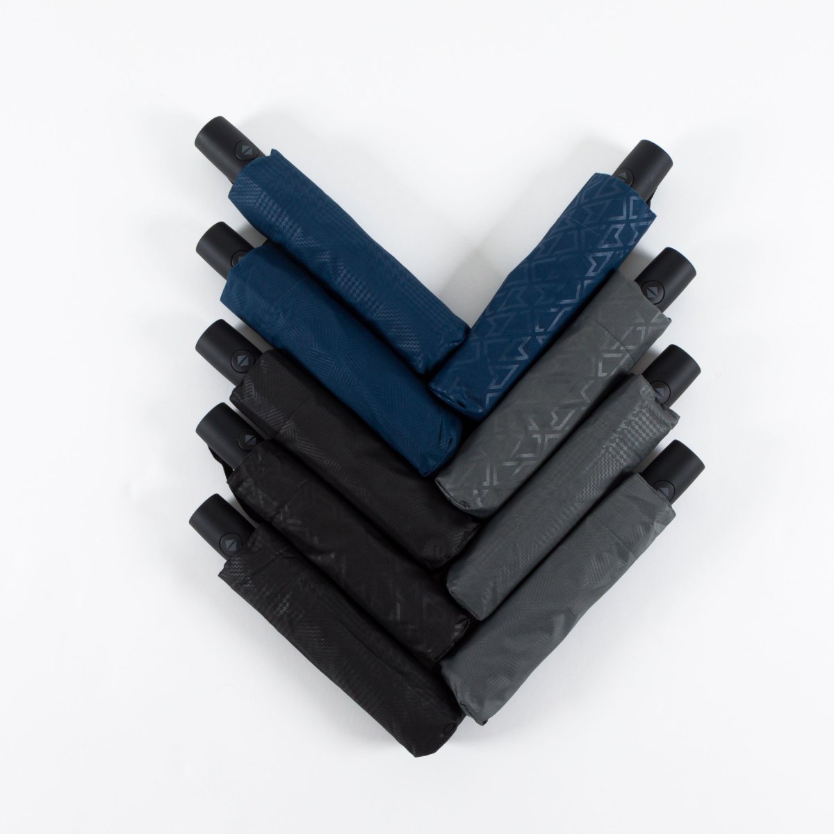 RT-33919 Зонт, мужской, 3 слож., полный автомат, (П-Э) (полиэстер/Jonas Hanway)