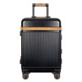 GM20076W19 (black) Чемодан-тележка Verage (Черный/поликарбонат + ABS/S/Verage)