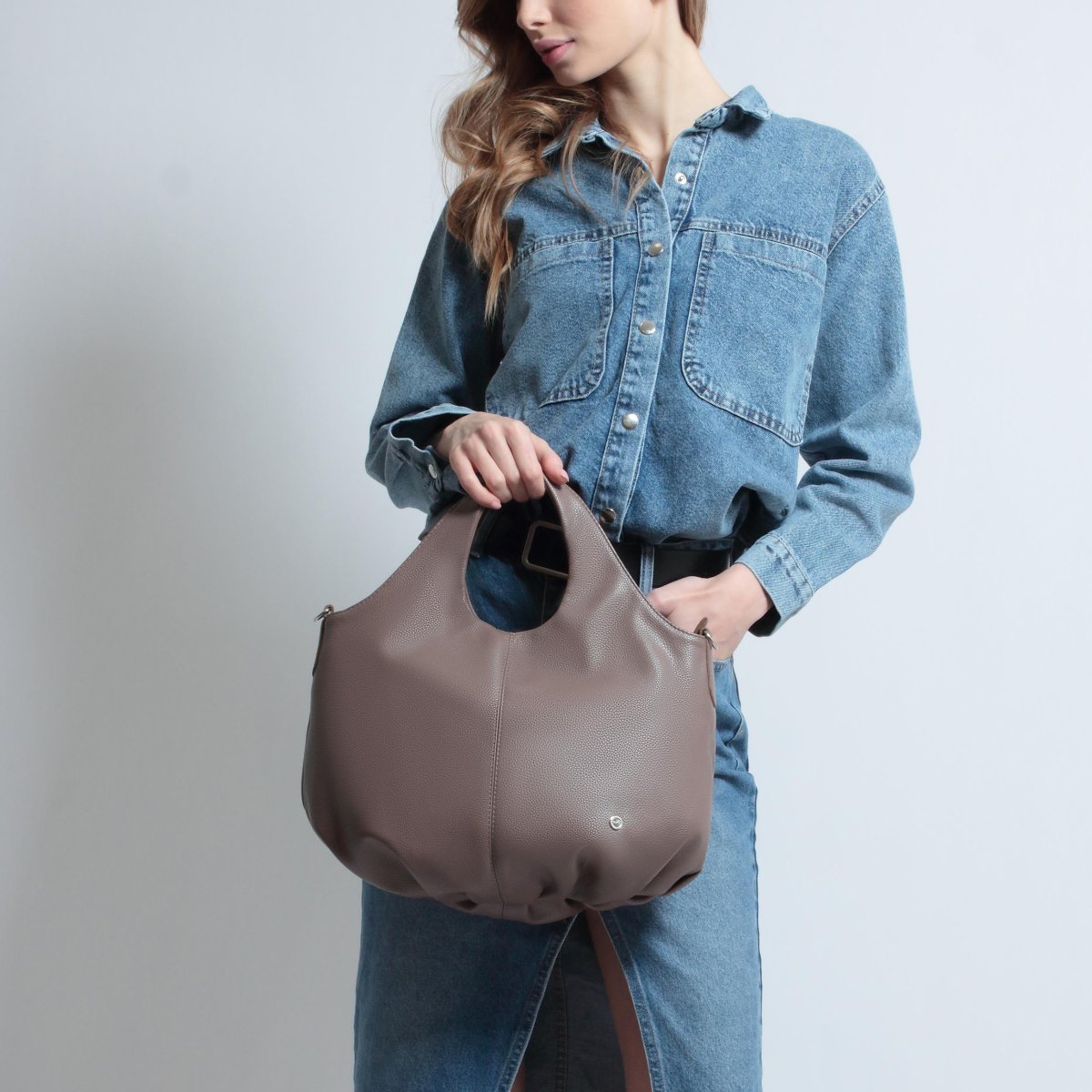 2935VN Сумка женская Тауп (Бежевый тёмный/29*39*10/Экокожа/Richet)