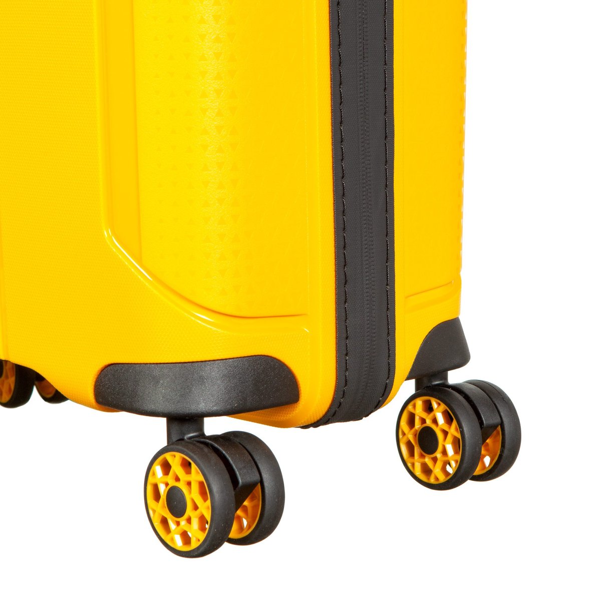 GM22019WS II 25 yellow Чемодан-тележка Verage (жёлтый/44*67*28+6/полипропилен/M/3,0 кг/70 литров/Verage)