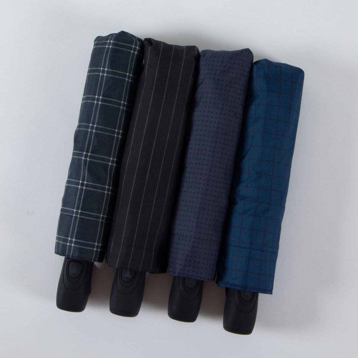 RV-33611 Зонт мужской, 3 сл, полуавтомат (клетка/8-56/эпонж/Jonas Hanway)