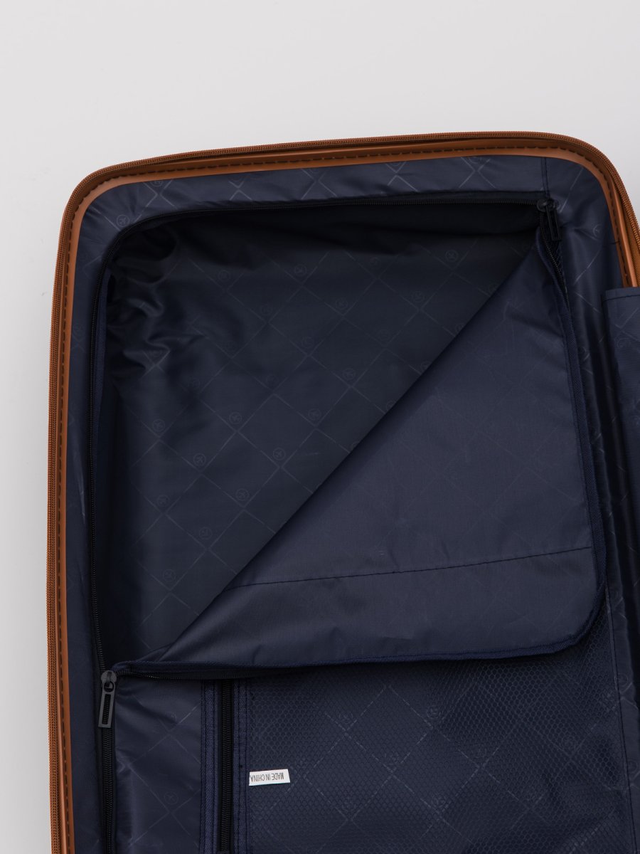 8012 01 28 Чемодан полипропилен (чёрный) (черный/47*75*31/полипропилен/L/3,9 кг/S.Lavia)