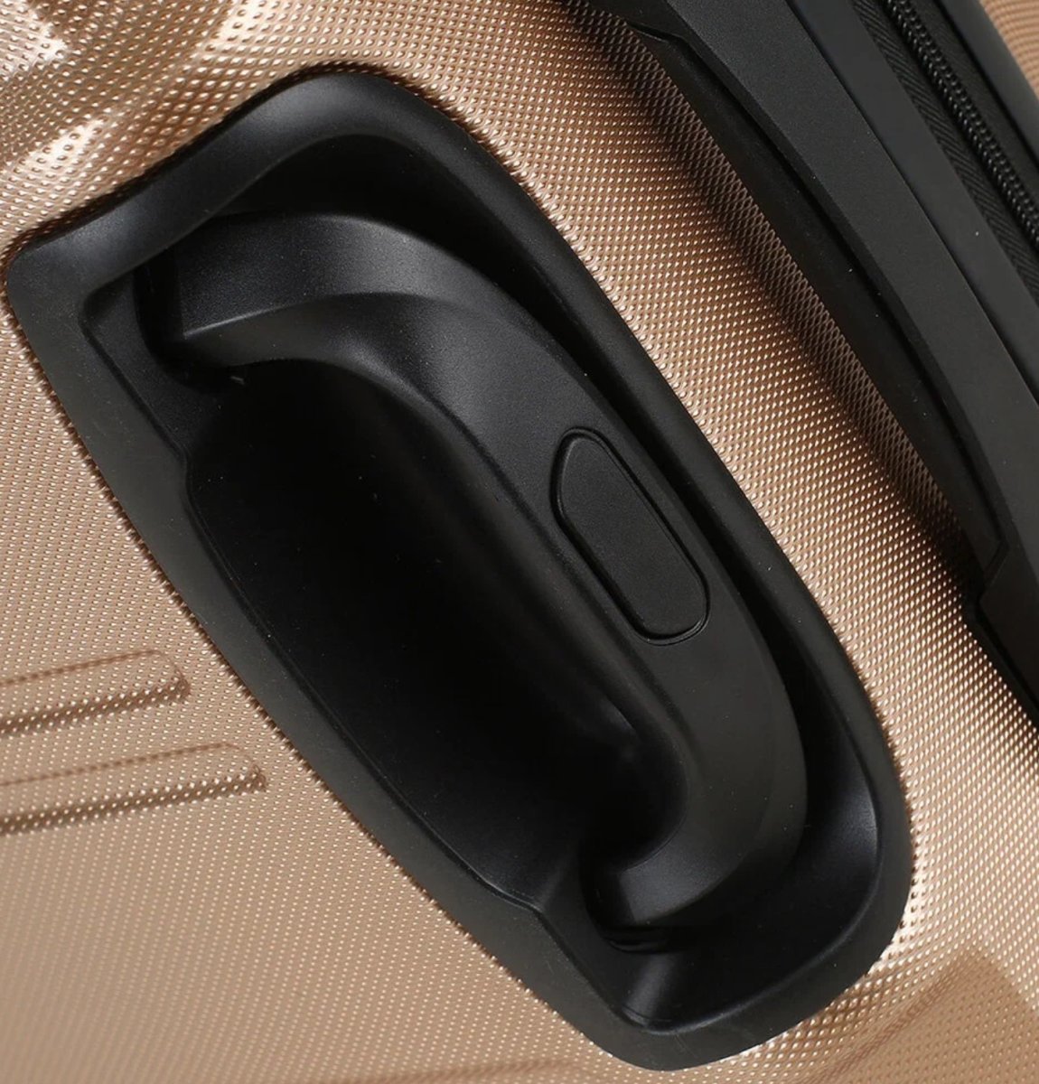 04D-004-424 Чемодан 4-х колесный (Бежевый/47*69*31/35/поликарбонат/M/3,7 кг/80 литров)