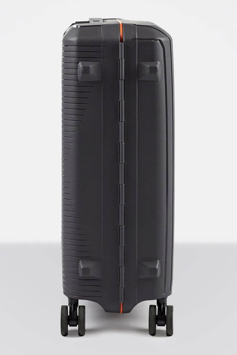 33C-018-424 Чемодан 4-х колесный (серый/46*67*27/полипропилен/M/3,6 кг/70 литров/Eberhart)