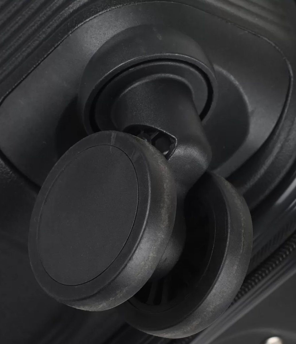 47B-009-428 Чемодан 4-х колесный (Черный/49*76*30/полипропилен/L/4,2 кг/92 литра)